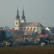 Kostel ve dne