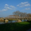 Most v zplav slunench paprsk